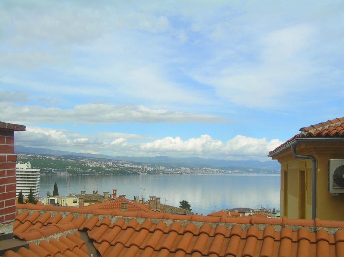 Apartment Bougainvilla Opatija Exteriör bild